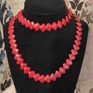 Vintage Trifari Lucite Necklace